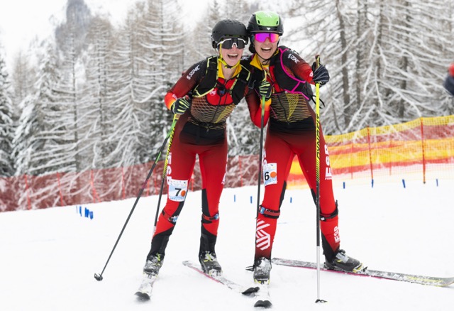 02 / MIXED TEAM RELAY